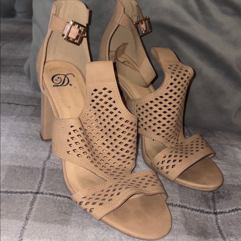Delicious Beige Cut-Out Heels